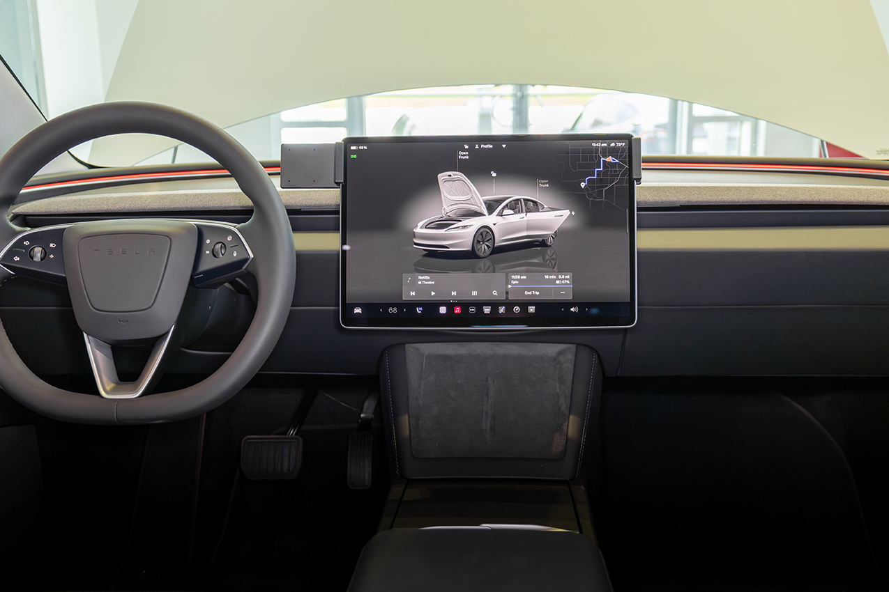 856113 ProClip für Tesla Model 3 24 1/2-25 11