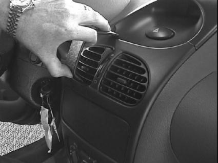 852673 ProClip - Peugeot 206 99-08 6