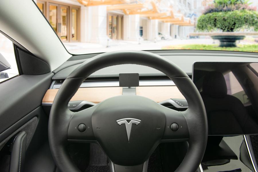 855497 ProClip - Tesla Model 3 18-24 6