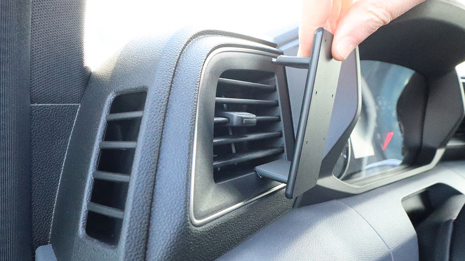 806180 Brodit ProClip für Renault Master - Baujahr 2025, Armaturenbrett links 5