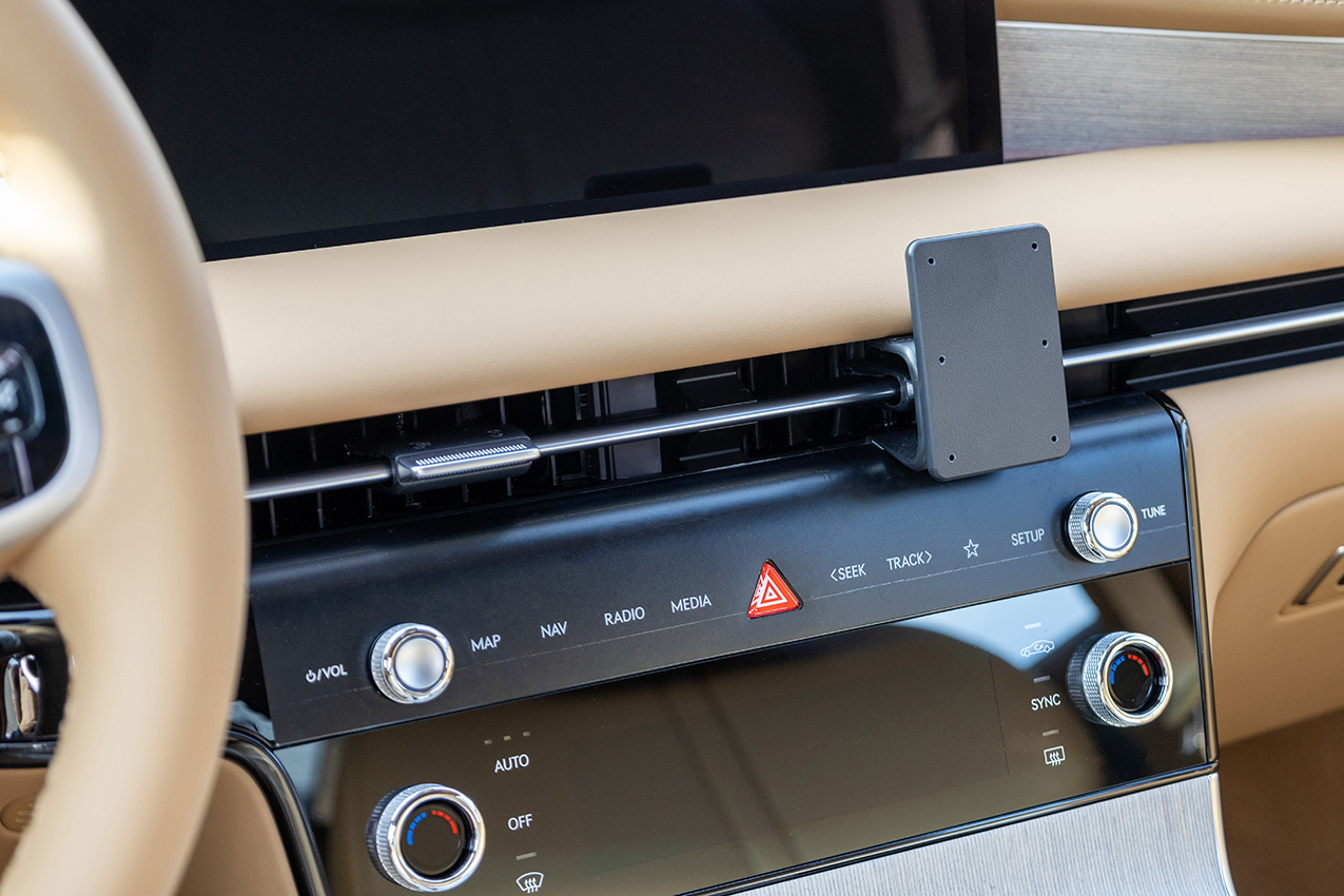 856168 Brodit ProClip für Genesis G80 - Baujahr 25-26, Armaturenbrett Mitte Fahrerseite 4