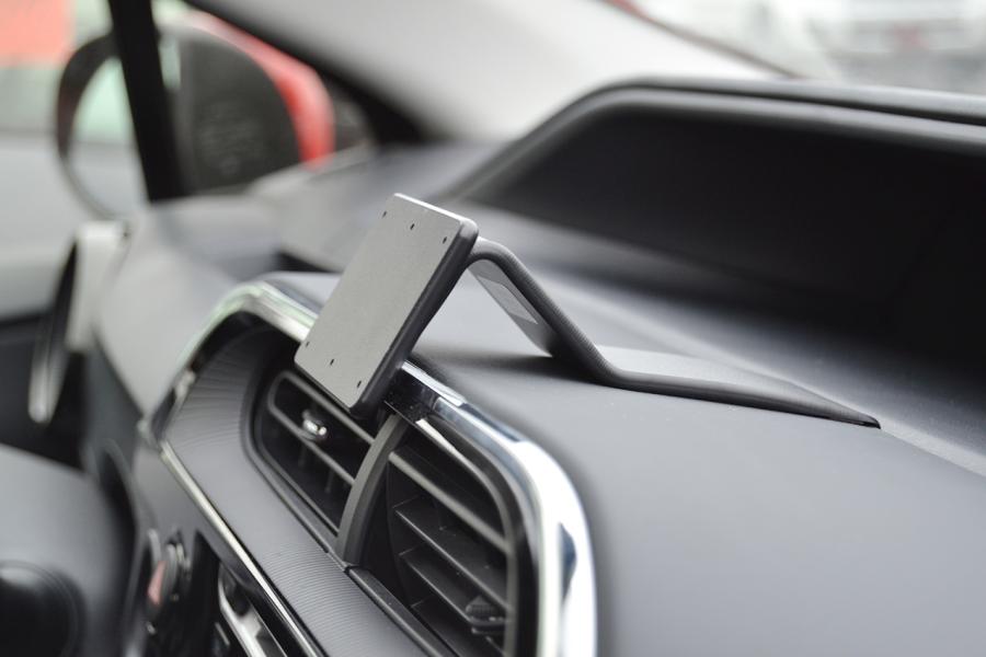 855365 ProClip - Toyota Prius c 18-19 7
