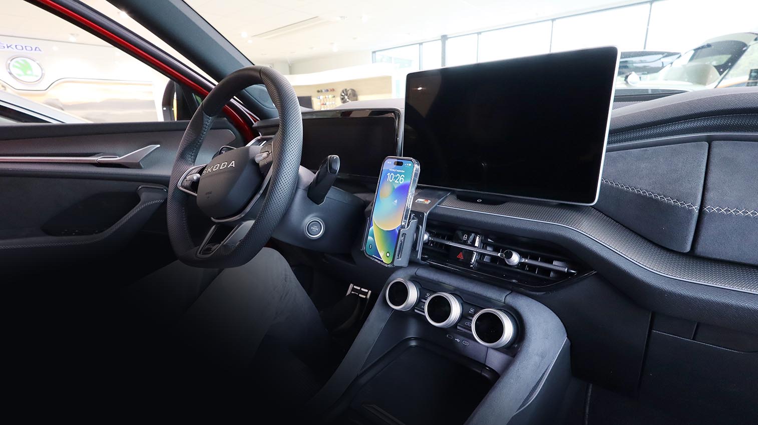 856241 Brodit ProClip für Skoda Kodiaq - Baujahr 2024-2026, Armaturenbrett Mitte 11