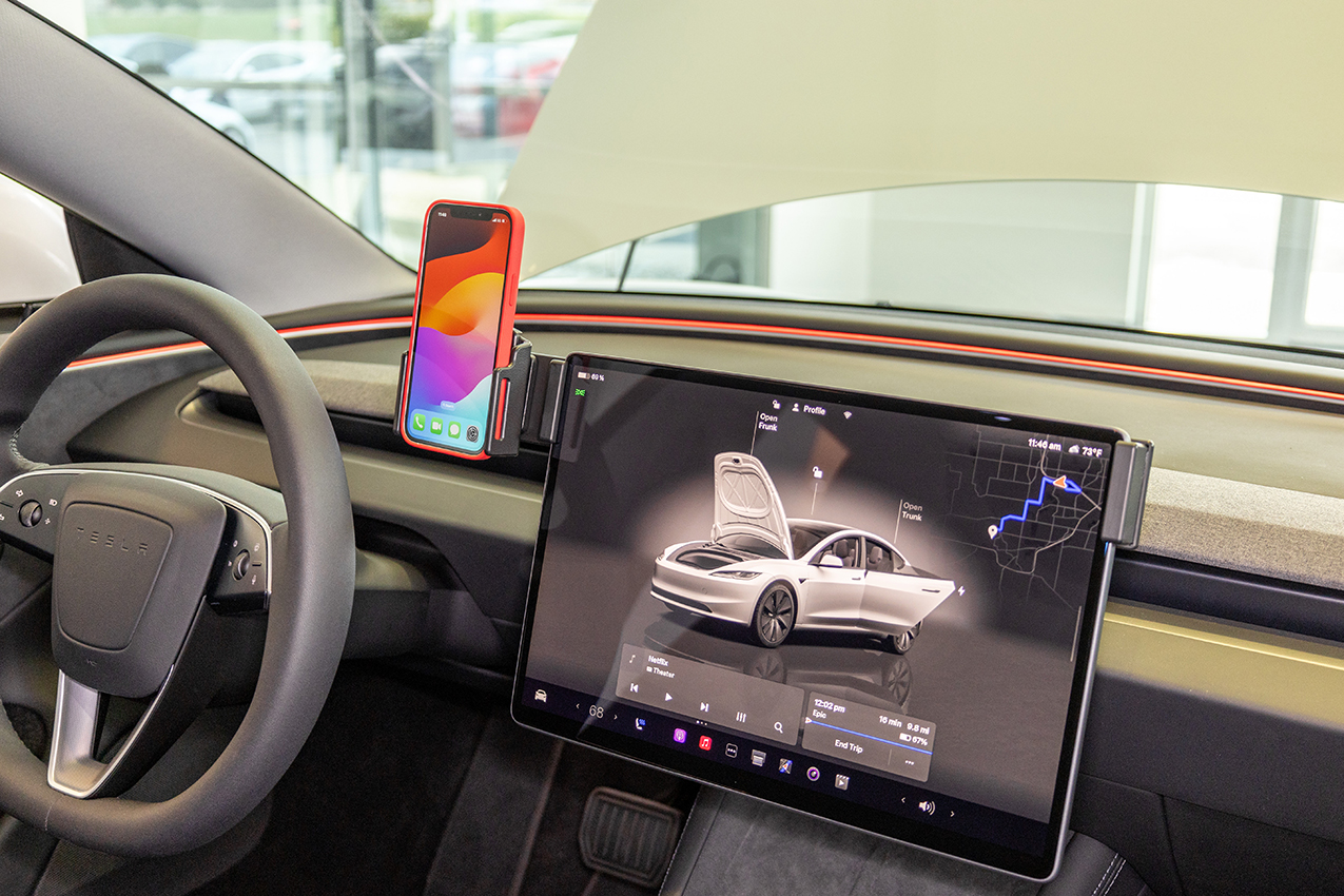 856113 ProClip für Tesla Model 3 24 1/2-25 10