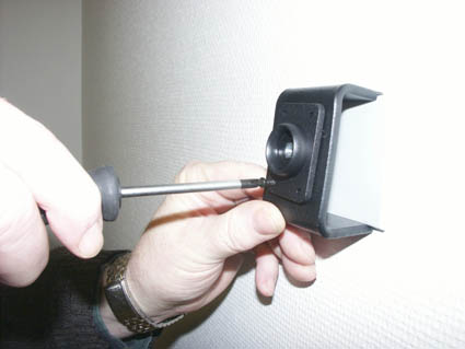 213069 Bildschirmhalterung mit Kugelgelenk, Montage Unterseite 3